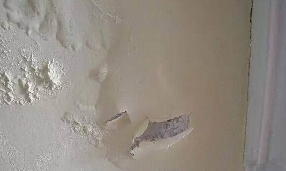 牆麵（miàn）漆剝落後處理方法